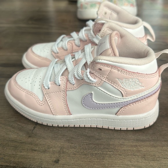 Nike Air Jordan Mid 11c little kid - Picture 2 of 8